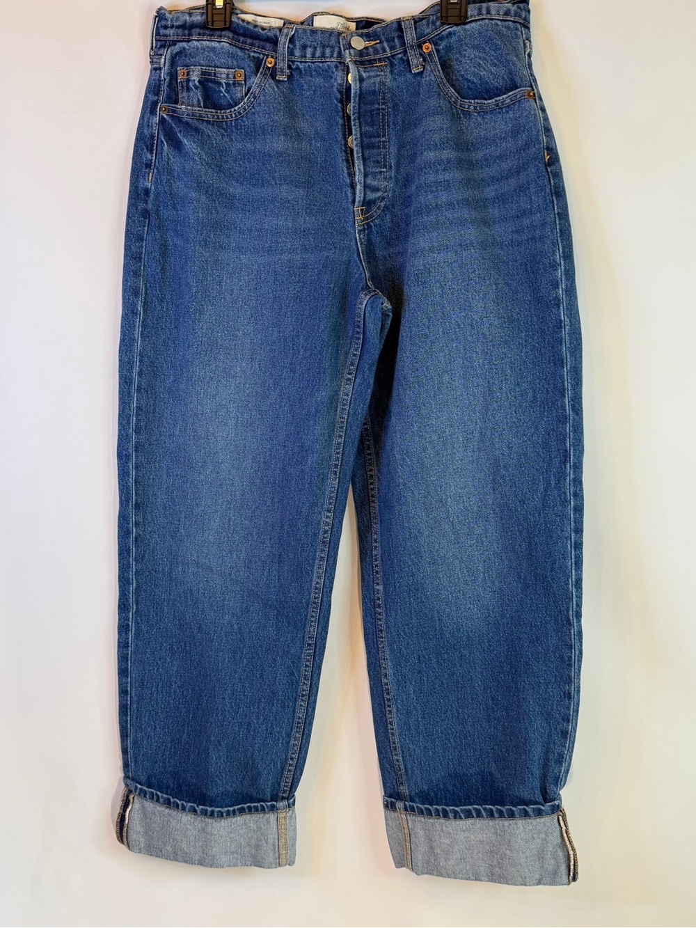 Universal Thread Womens 12R Jeans Mid Rise 90s Baggy Button Fly Lg Cuff Med Wash